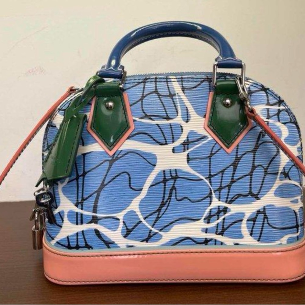 Louis Vuitton Limited Edition Alma BB - Picture 3 of 4